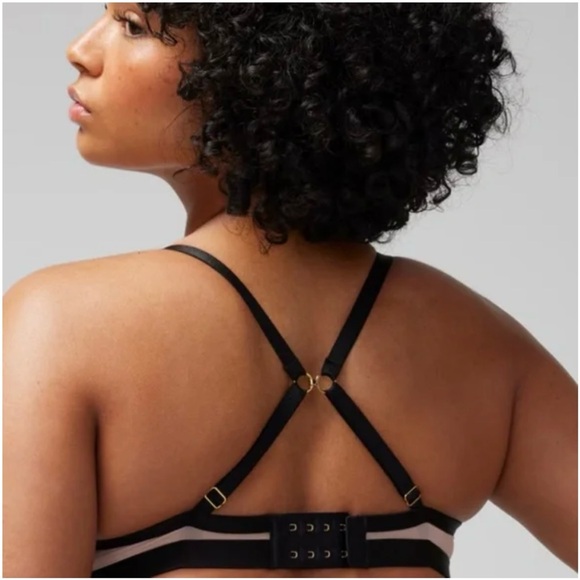 Soma Embroidered Unlined Plunge Black Hush Bra - Picture 3 of 8